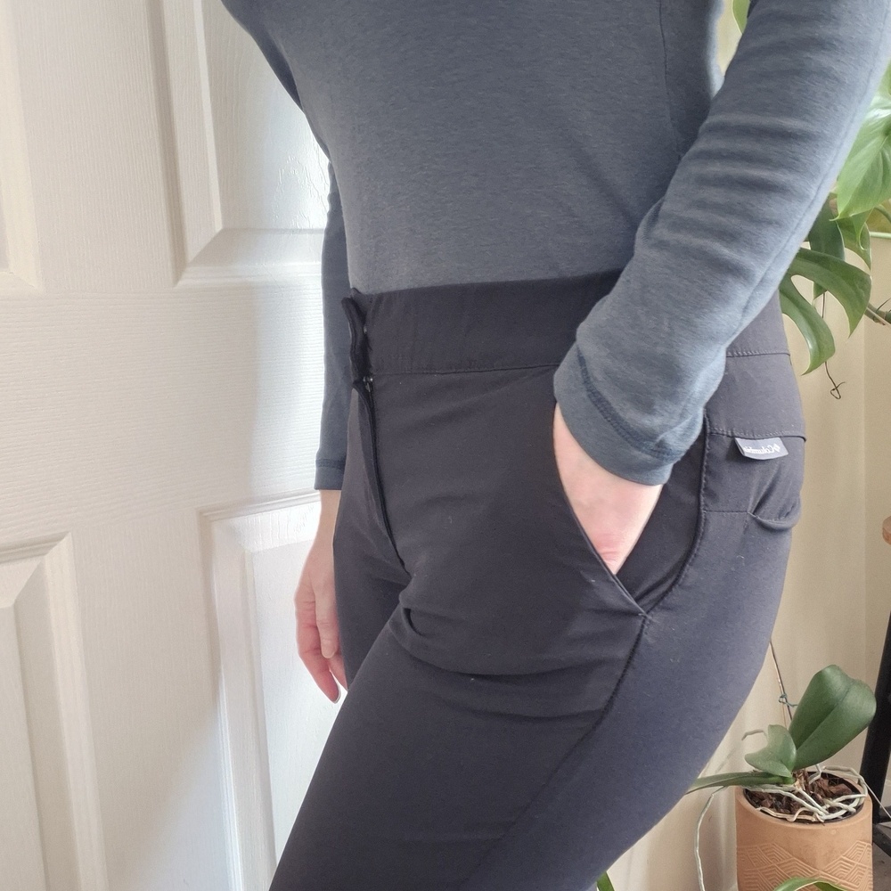 Columbia Black Slim Stretch Pants